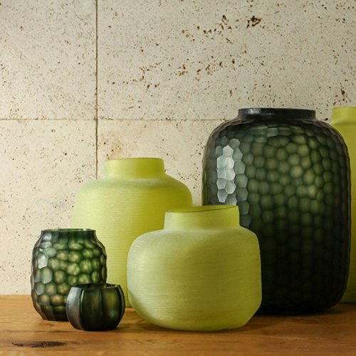 Vases, Pots & Bowls