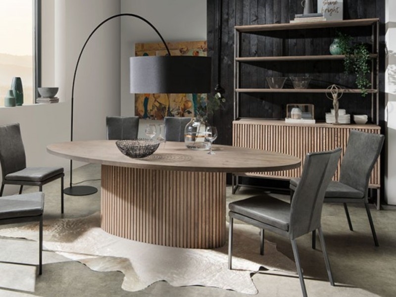 Timna Oak Dining & Living