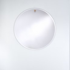 Globo M Mirror