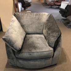 ALPHA Halley Swivel Chair