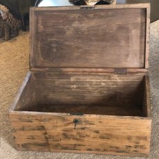 Antique Mahogany Medium Chest