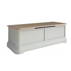 Cromwell Large Blanket Chest