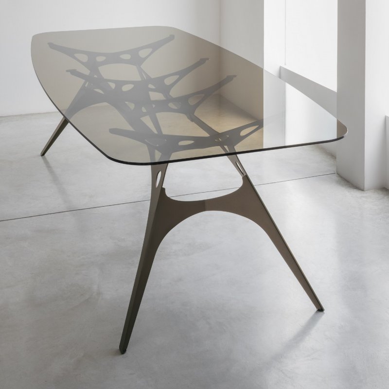 Peressini Eiffel Table