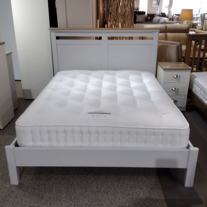 CROMWELL 5'0 Kingsize Panel Bedstead