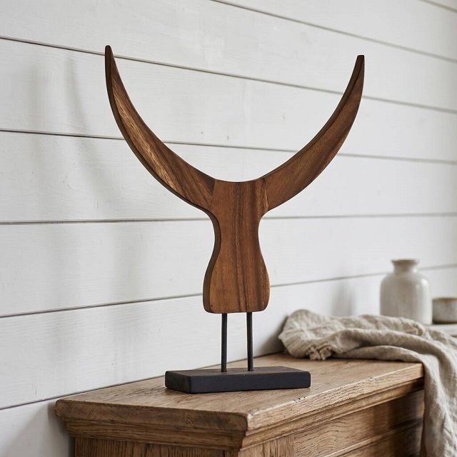 Bluebone Swedish Horn with Stand