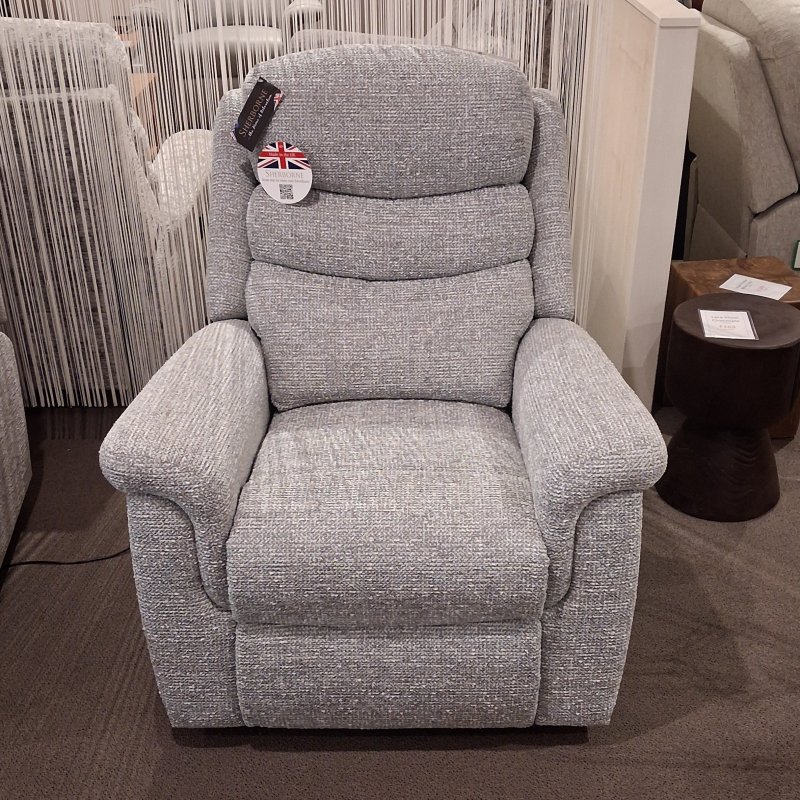 CASA LEYBURN Standard Electric Lift & Rise Care Recliner